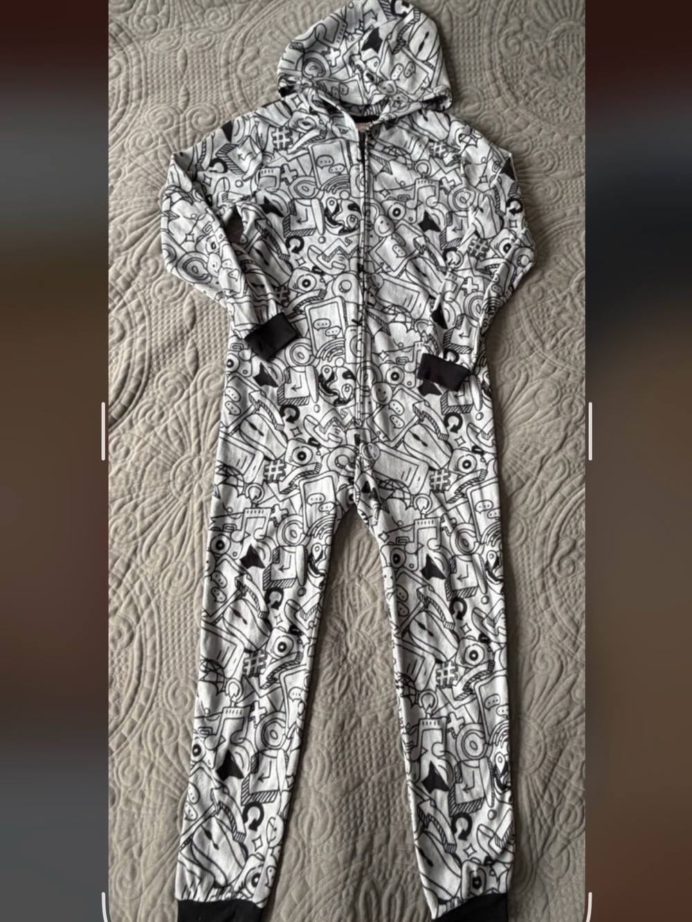 Cat & Jack Unisex Hooded Fleece One Piece Pajama Gray Doodle Print Size XL 14/16